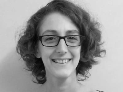 loretta-lipworth-featured